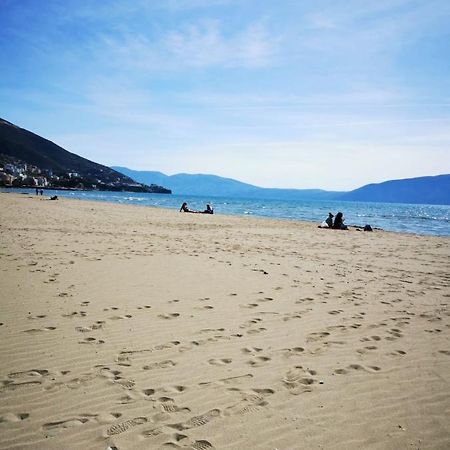 Seanfinity Apartments Vlore Luaran gambar